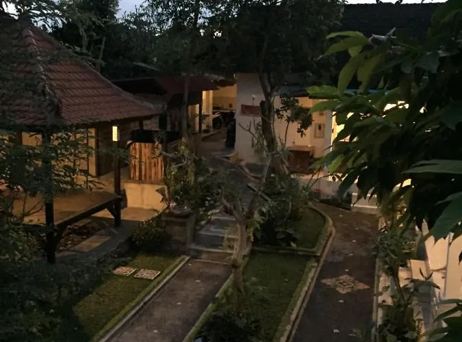 Cahaya Homestay *